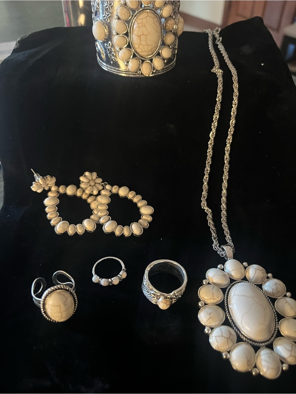 Cream Stone Silver-Tone Pendant Necklace and Earring Set